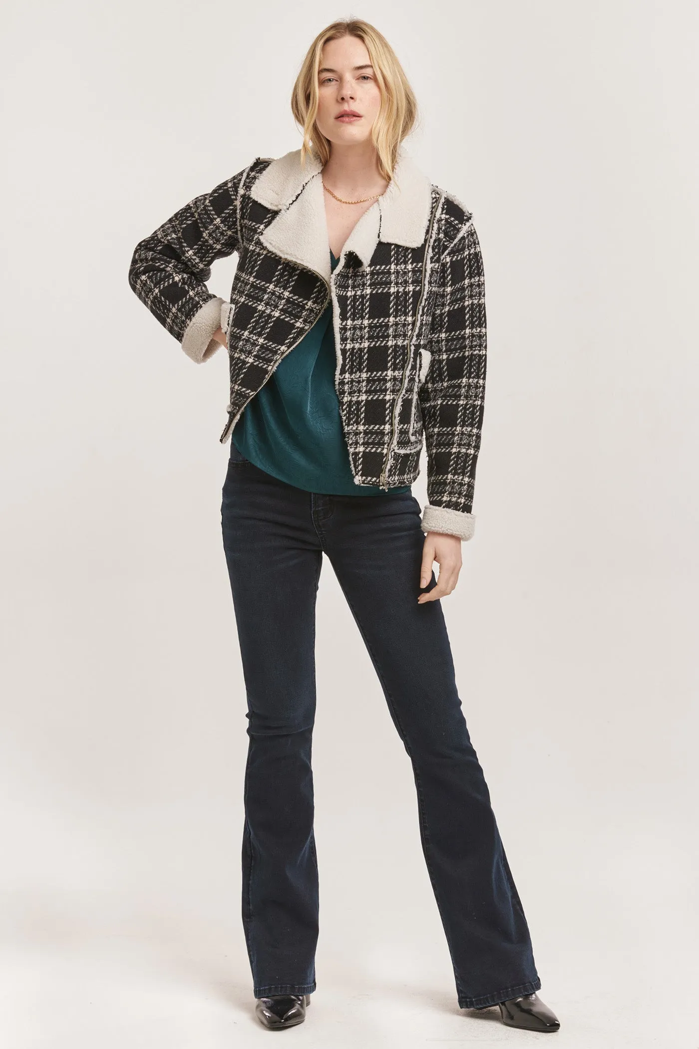 ALVIE ZIPPER FRONT COLLARED RELAXED FIT JACKET BLACK WHITE PLAID