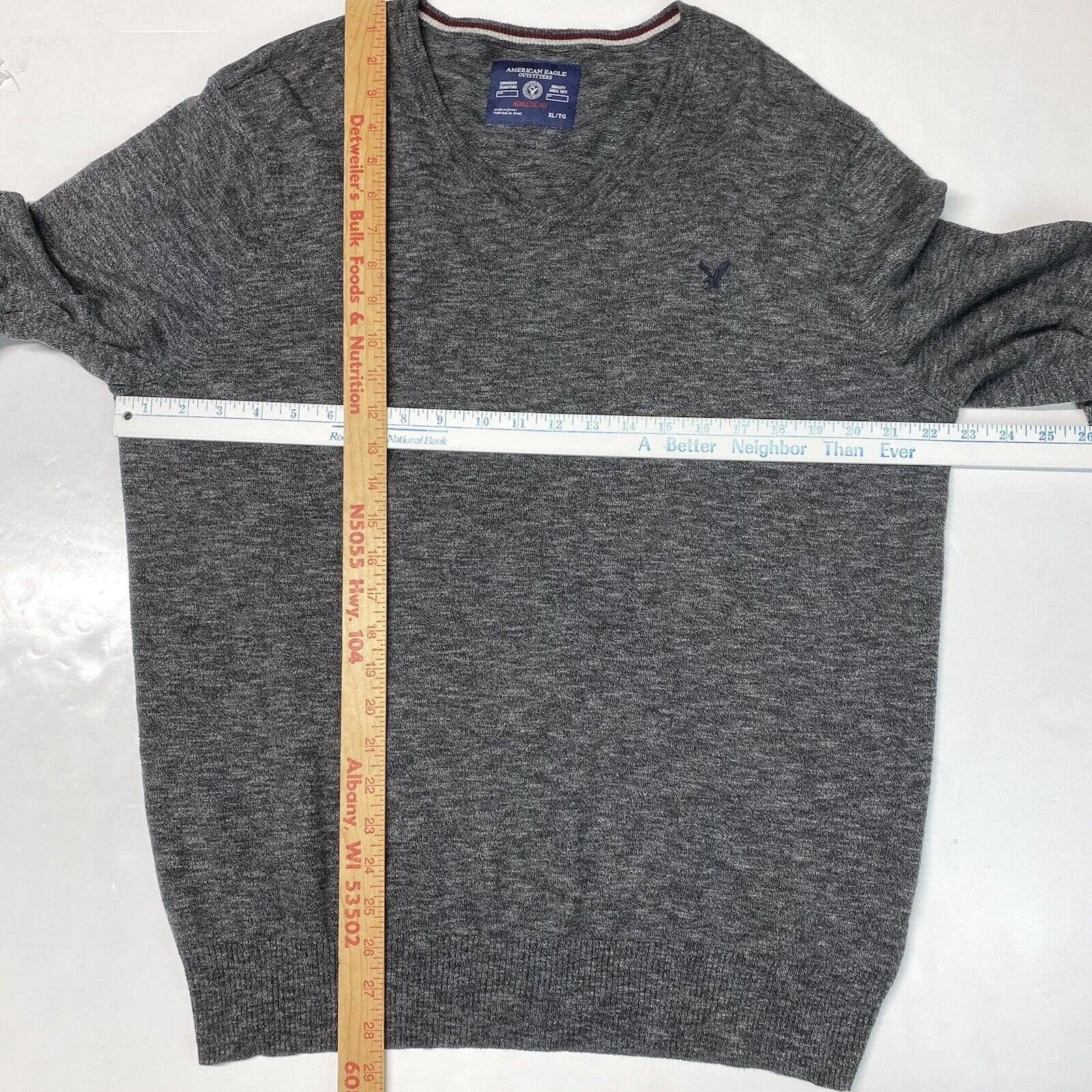 American Eagle Sweater Mens XL Gray V-Neck Athletic Fit Long Sleeve Knit Cotton