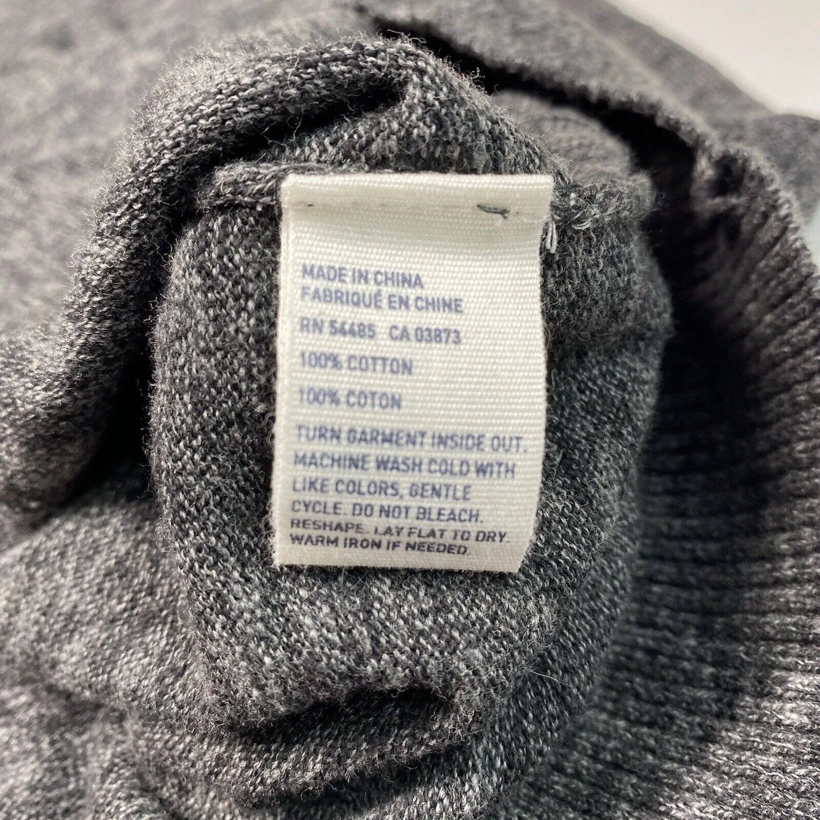 American Eagle Sweater Mens XL Gray V-Neck Athletic Fit Long Sleeve Knit Cotton