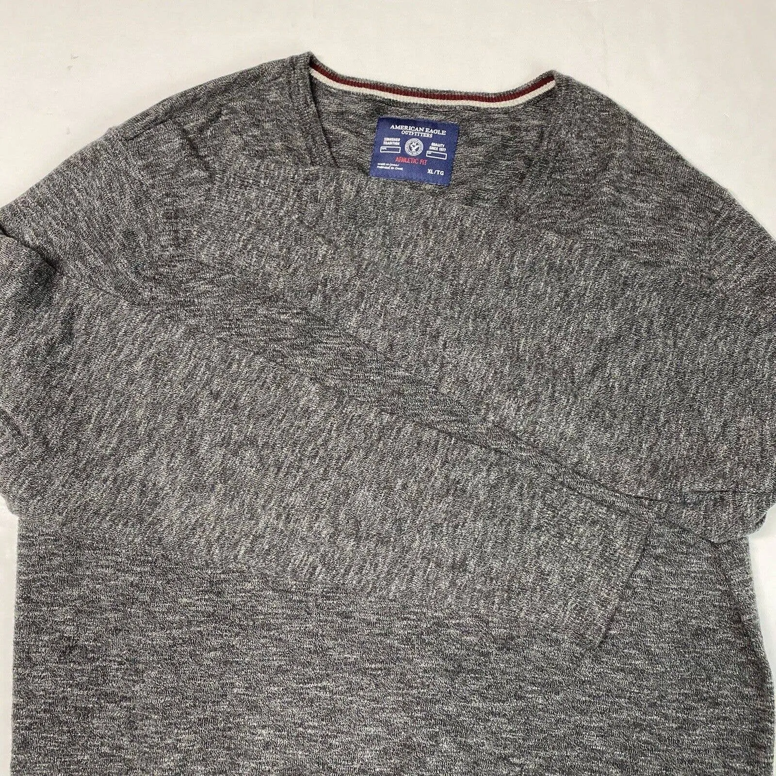 American Eagle Sweater Mens XL Gray V-Neck Athletic Fit Long Sleeve Knit Cotton