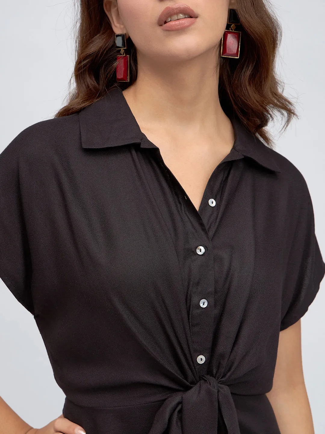 DL Woman Shirt Collar Regular Fit Solid Black Midi Tie-Up Dress