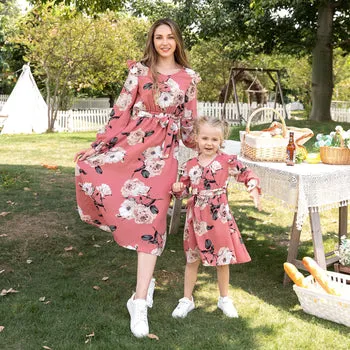 Floral Print Ruffle-sleeve Dresses for Mommy and Me