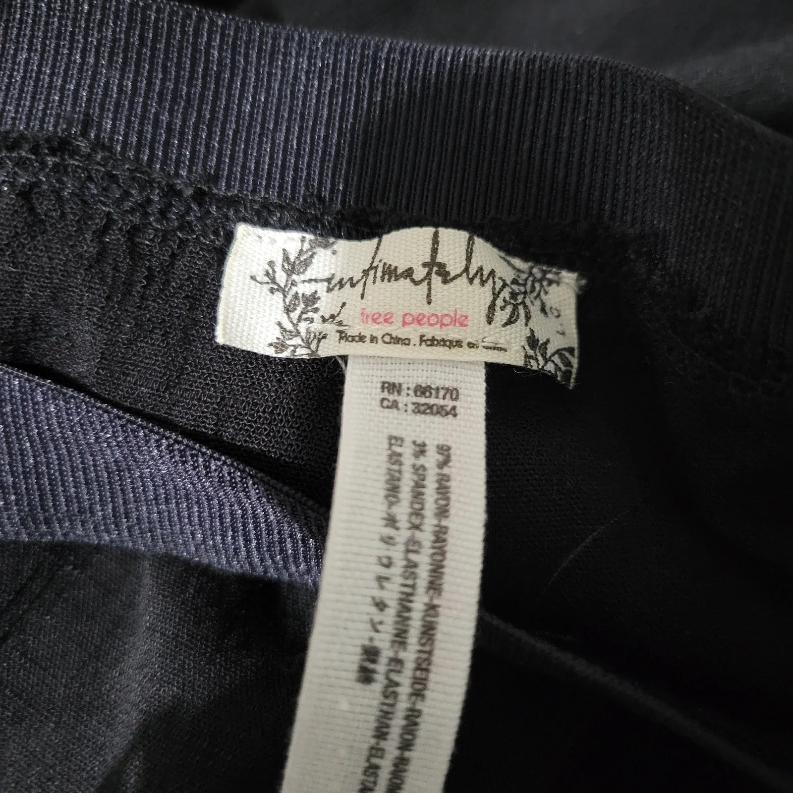 Free People Pants Black Ankle Laces Lacing Straight Pull On Rayon Stretch Size Large