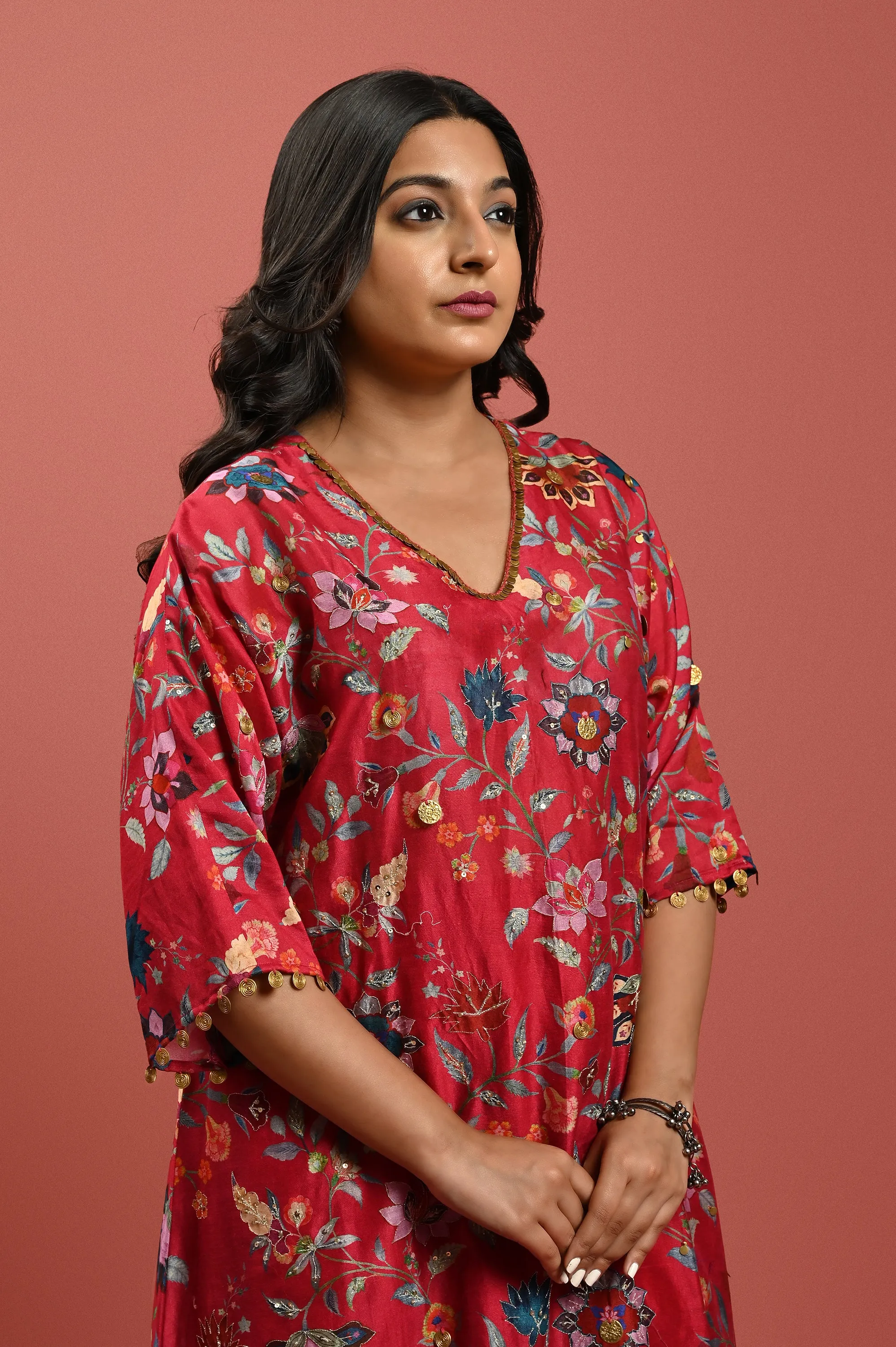 Hand embroidered Chanderi suit set
