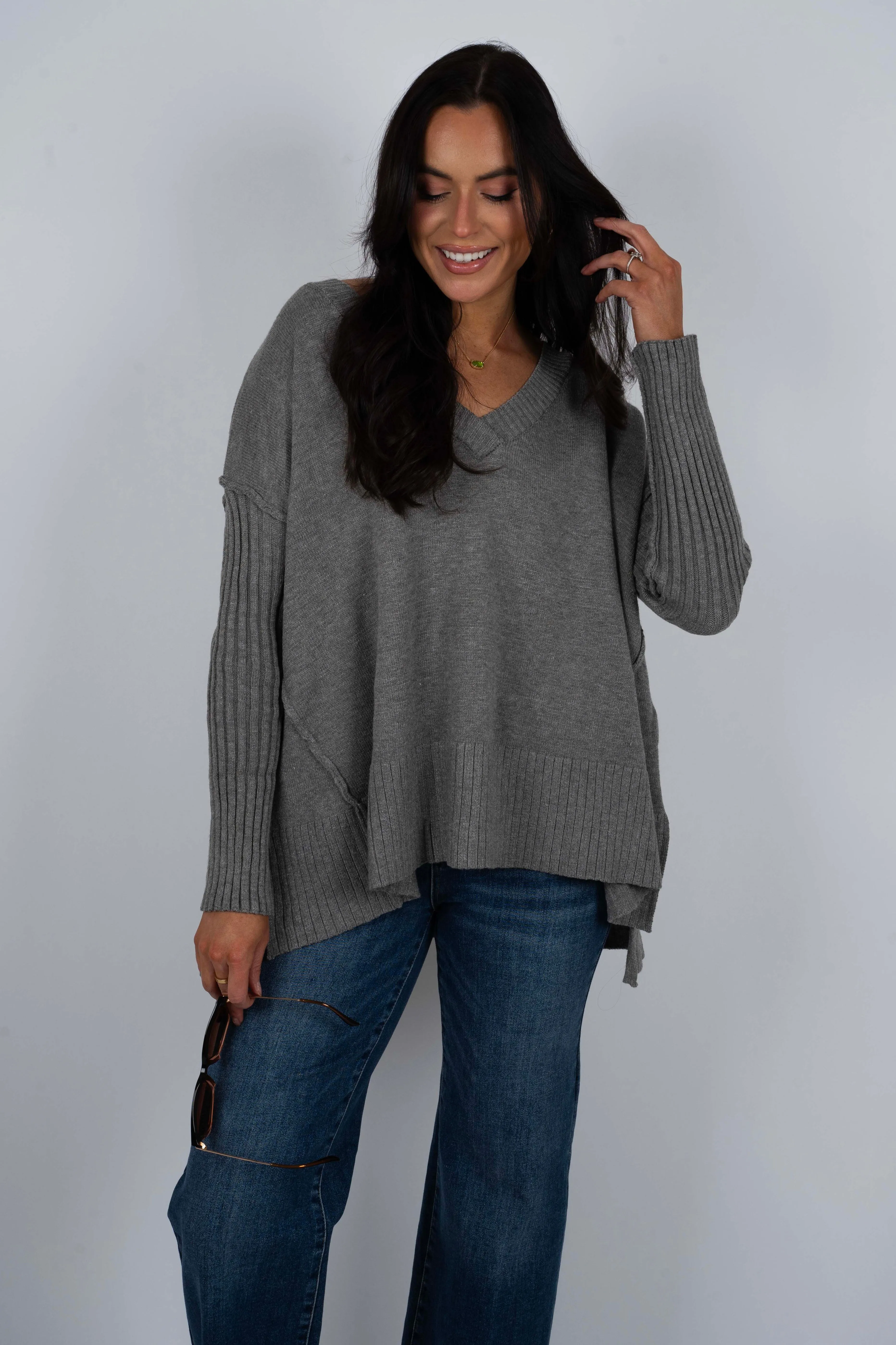 Jaslind Sweater (Gray)