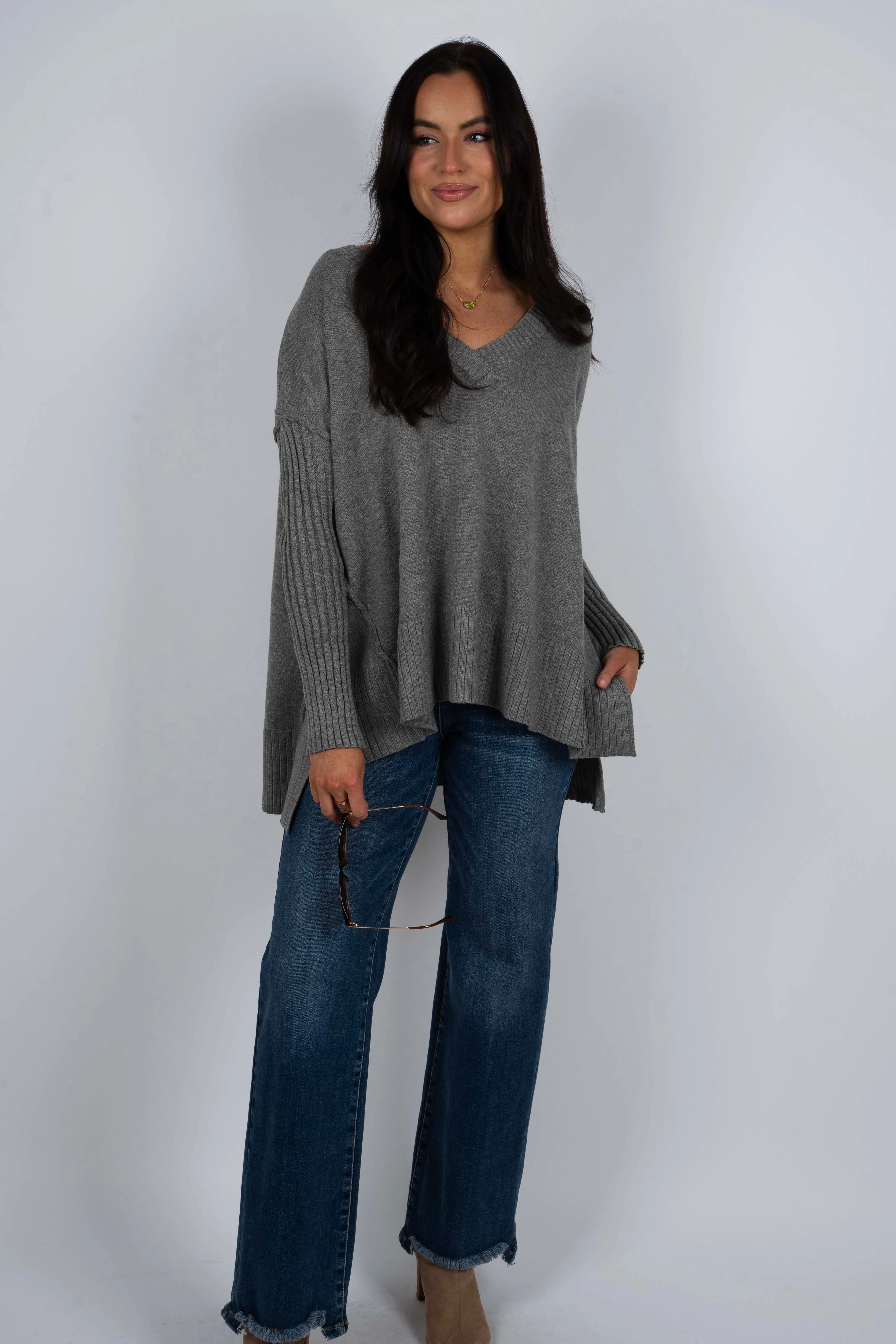 Jaslind Sweater (Gray)