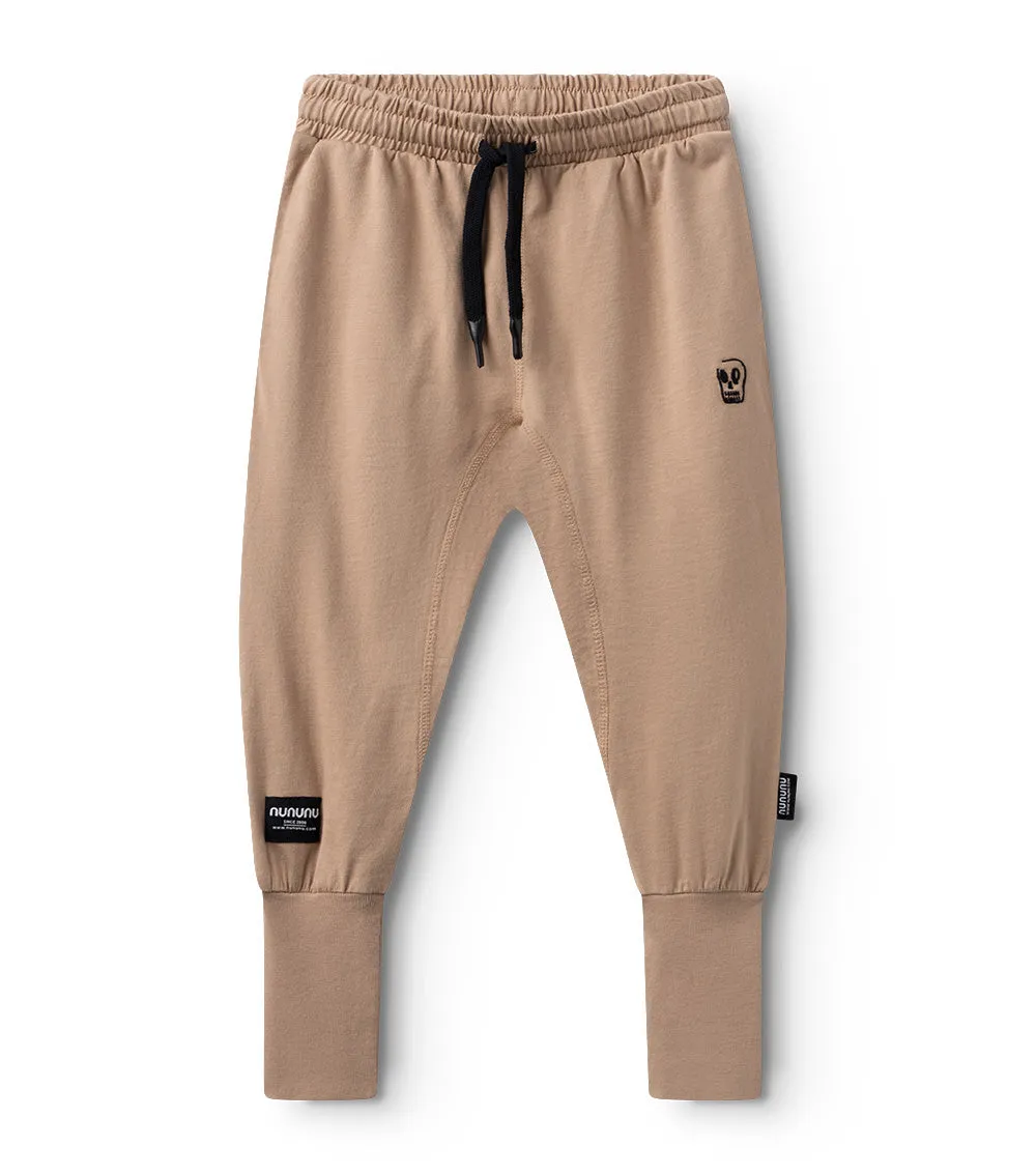 skull patch light pants