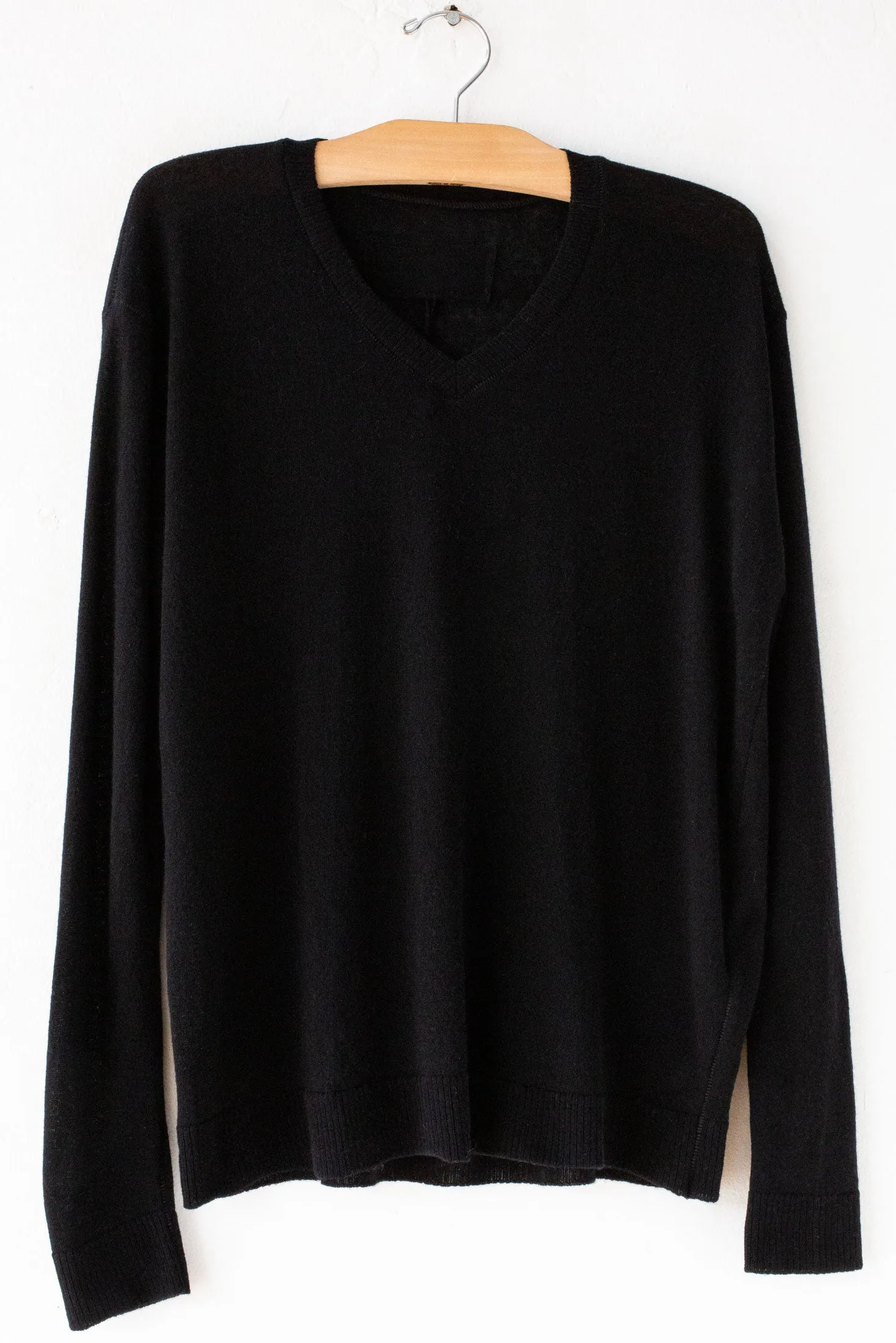 T-L 251 V Sweater